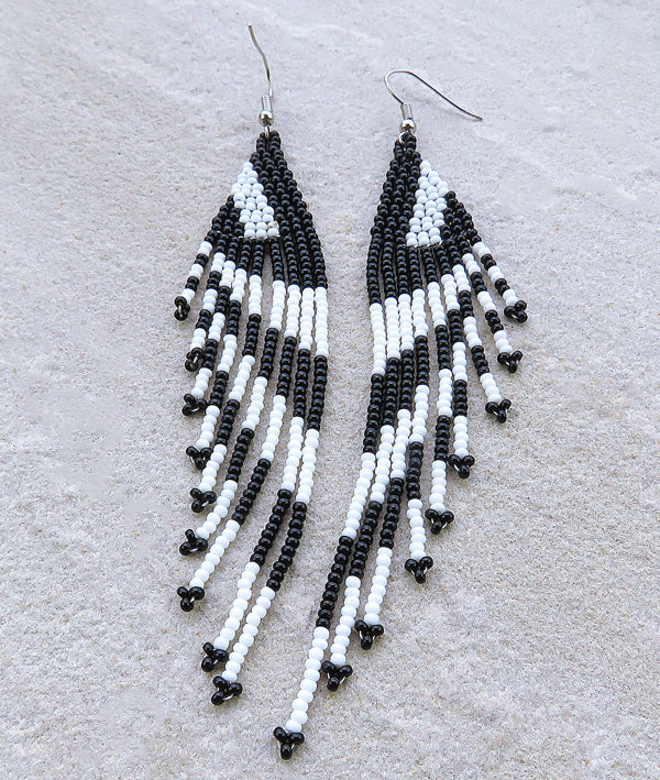 African Beaded Earrings Savuti Black White