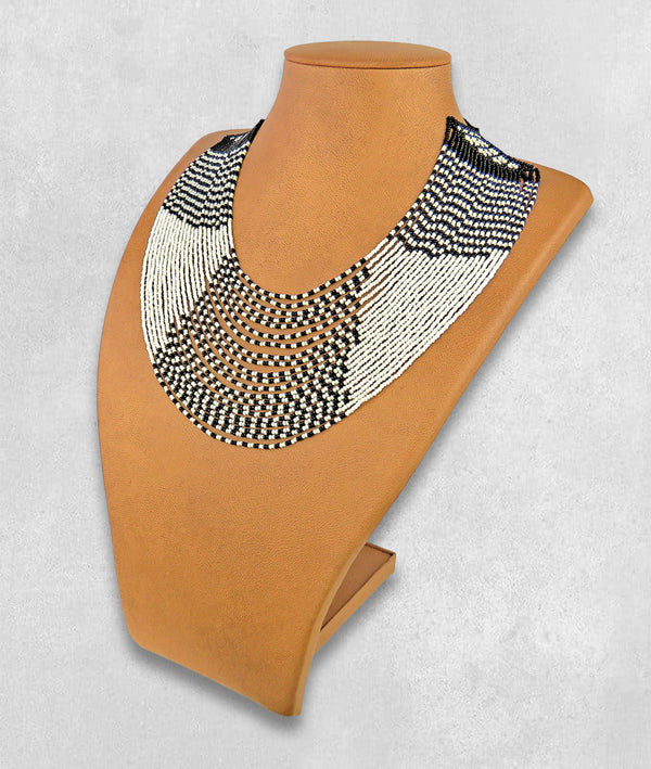 African Beaded Necklace Sibaya. Black & white.